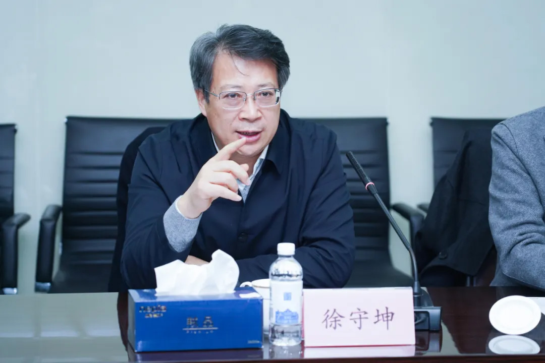 常州大学徐守坤书记、陈海群校长一行莅临QG刮刮乐参观考察(图3)